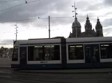 Amsterdam lavgulvsledvogn 2113 ved Centraal Station (2009)