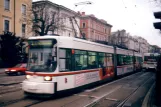 Augsburg sporvognslinje 3 med ledvogn 603 tæt på Königsplatz (1998)