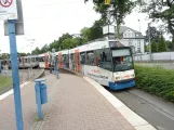 Bielefeld sporvognslinje 1 med ledvogn 592 ved Johannesstift (2020)