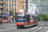 Bratislava sporvognslinje 13 med ledvogn 7118 på Radlinského (2008)