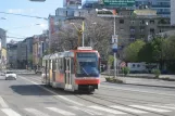 Bratislava sporvognslinje 14 med ledvogn 7113 på Špitálska (2008)