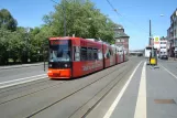 Bremen sporvognslinje 10 med lavgulvsledvogn 3024 ved Doventorsteinweg (2011)