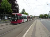 Bremen sporvognslinje 4 med lavgulvsledvogn 3039 ved Kirchbachstraße (2017)