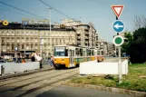 Budapest sporvognslinje 18 med motorvogn 4332 ved Déli Pályaudvar M (1994)