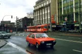 Duisburg sporvognslinje 909 med ledvogn 1049 nær Hauptbahnhof (1988)