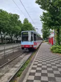 Düsseldorf ekstraregionallinje U74 med ledvogn 4287 ved Prinzenallee (2022)