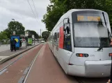 Düsseldorf regionallinje U71 med lavgulvsledvogn 3345 ved Benrath S (2020)