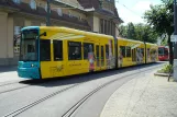 Frankfurt am Main sporvognslinje 16 med lavgulvsledvogn 217 ved Südbahnhof (2010)