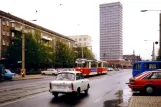 Frankfurt (Oder) sporvognslinje 1 med motorvogn 32 nær Brunnenplatz (1991)