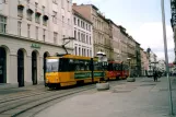 Görlitz sporvognslinje 2 med ledvogn 315 på Postplatz (2004)