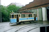 Gøteborg motorvogn 133 foran Gårdahallen (2005)