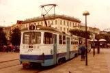 Gøteborg sporvognslinje 1 med motorvogn 617 ved Centralstation Drottningtorget (1980)