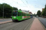 Hannover sporvognslinje 5 med ledvogn 6136 ved Bahnhof Leinhausen (2008)