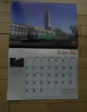 Kalender: San Francisco E-Embarcadero Steetcar med motorvogn 496 foran Ferry Building (2023)