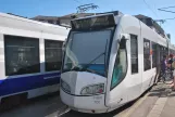 Kassel regionallinje RT1 med lavgulvsledvogn 705 "Froschkönig" ved Königsplatz (2017)