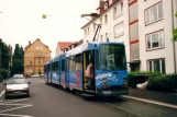 Kassel sporvognslinje 7 med ledvogn 411 ved Rolandstr. (2002)