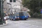 Kraków sporvognslinje 13 med motorvogn 766 på Baszttowa (2011)