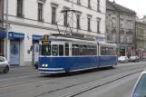 Kraków sporvognslinje 18 med ledvogn 182 nær Stradom (2011)