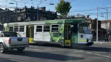 Melbourne sporvognslinje 57 med motorvogn 177 tæt på Peel Street/Victoria Street (2024)