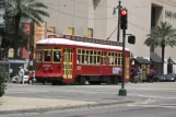 New Orleans linje 47 Canal Streetcar med motorvogn 2003 nær Julia (2010)