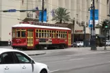 New Orleans linje 47 Canal Streetcar med motorvogn 2019 ved Canal / Camp (2010)