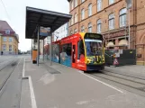 Nordhausen sporvognslinje 1 med lavgulvsledvogn 201 ved Bahnhofsplatz (2017)