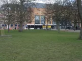 Odense lavgulvsledvogn 07 "Drømmen" foran Banegården/Central Station (2022)
