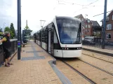 Odense Letbane med lavgulvsledvogn 14 "Pusterummet" ved Vestre Stationsvej (2022)