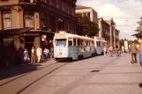 Oslo sporvognslinje 11 med motorvogn 215 på Karl Johans gate (1980)