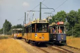 Postkort: Amsterdam museumslinje 30 med bivogn 1050 ved Station Amstelveen (1984)