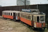 Postkort: Amsterdam museumslinje 30 med motorvogn 2614 ved Remise Karperweg (1979)