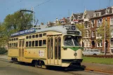 Postkort: Haag sporvognslinje 10 med motorvogn 1005 på Stadhouderslaan (1974)