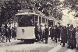 Postkort: Jönköping sporvognslinje Grøn med motorvogn 1 nær Rådhusparken (1907)