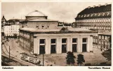 Postkort: København foran Thorvaldsens Museum (1915-1925)