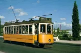 Postkort: Lissabon sporvognslinje 15E med motorvogn 341 tæt på Centro Cultural Belém (1977)