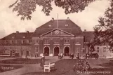 Postkort: Odense Hovedlinie  foran Banegården (1912)