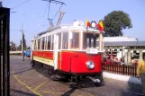 Prag 41 med motorvogn 412 ved Vozovna Střešovise (2005)