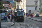 Prag sporvognslinje 22 med motorvogn 8611 ved Malostranská (2015)