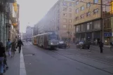 Prag sporvognslinje 8 med motorvogn 8104 på Revoluční (2005)