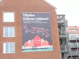 Skilt: Odense Letbane  på Vestre Stationsvej (2022)