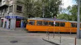 Sofia sporvognslinje 22 med ledvogn 4239, siden Yanko Sakuzov Boulevard (2014)