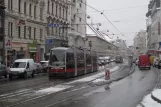 Wien lavgulvsledvogn 31 ved Lange Gasse (2013)