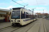 Wien regionallinje 515 - Badner Bahn med lavgulvsledvogn 401 ved Wolfganggasse (2010)