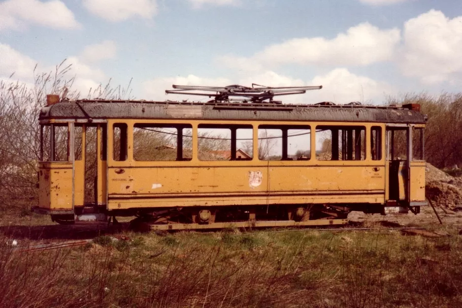 Aarhus motorvogn 8 nær Trige, set fra siden (1982)