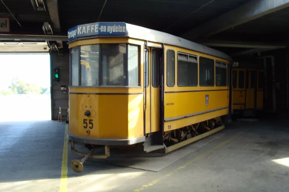 Aarhus museumsvogn 55 inde i Bryggervej (2007)