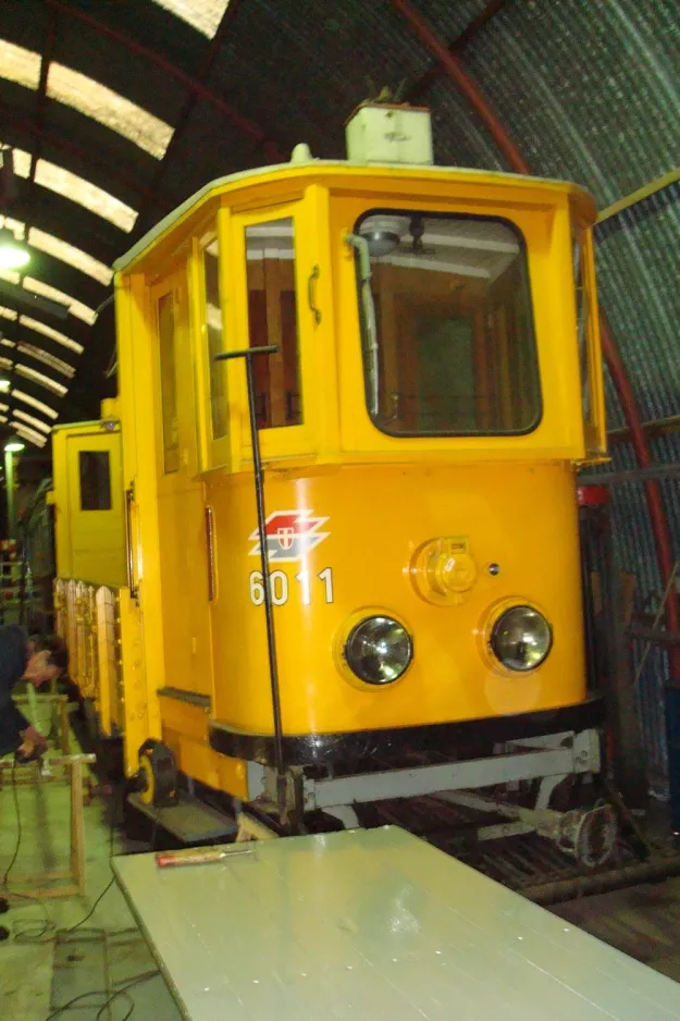 Amsterdam arbejdsvogn 6011 inde i Electrische Museumtramlijn (2011)