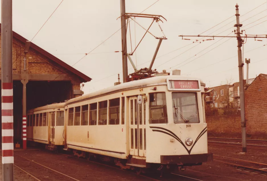 Arkivfoto: Bruxelles motorvogn 9020 ved Knokke (1978)