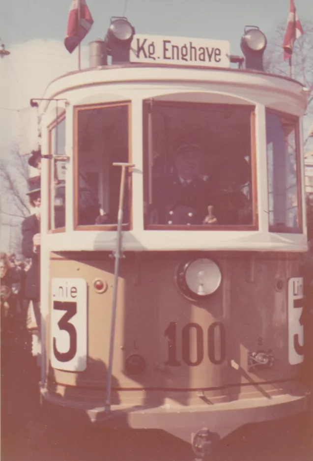 Arkivfoto: København motorvogn 100 ved Husum (1972)