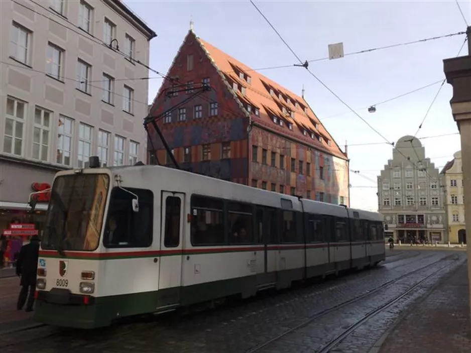 Augsburg ledvogn 8009 nær Moritzplatz (2010)