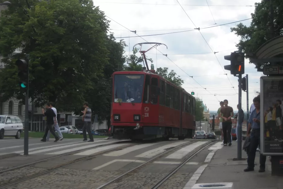 Beograd sporvognslinje 2 med ledvogn 238 på Nemanjina (2008)